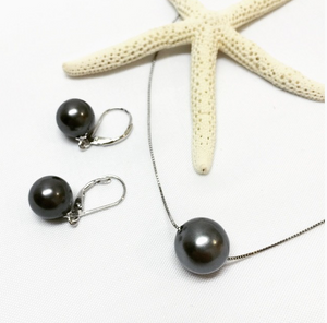 Black Pearl Necklace & Earrings